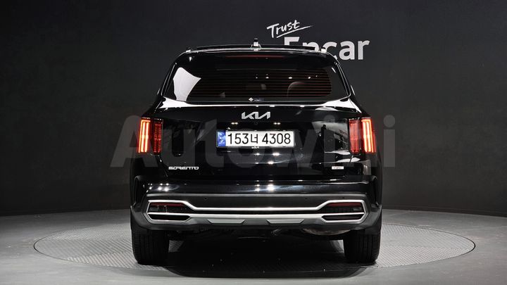 Kia Sorento 2023 — 4