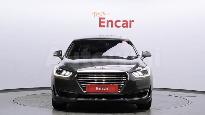 Genesis EQ900 2018 — 3