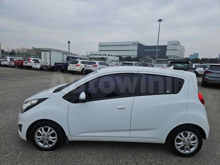 Chevrolet Spark 2015 — 2