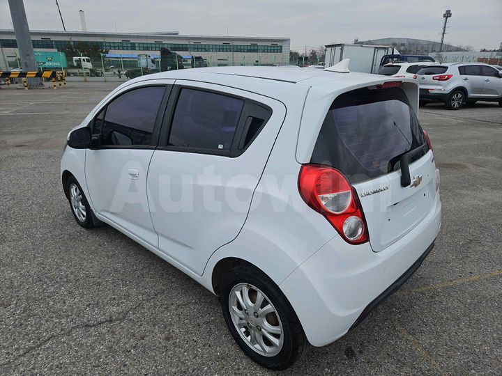 Chevrolet Spark 2015 — 3