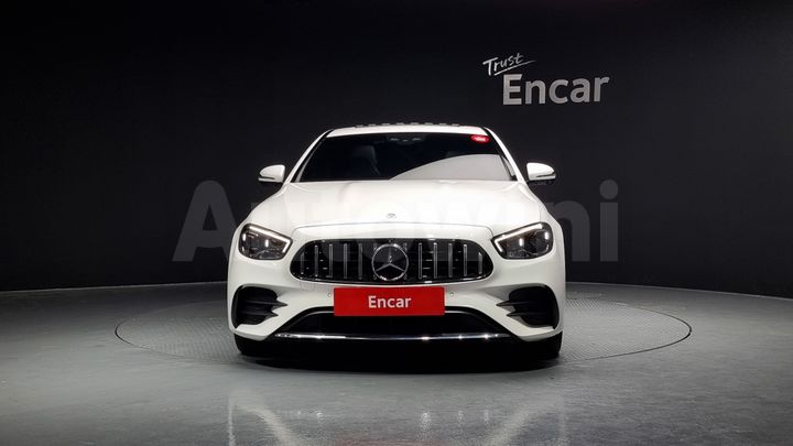 Mercedes-Benz E Class 2023 — 3