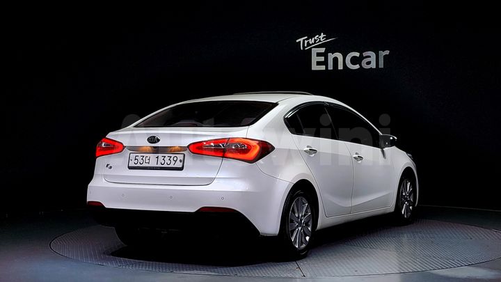 Kia K3 2015 — 2