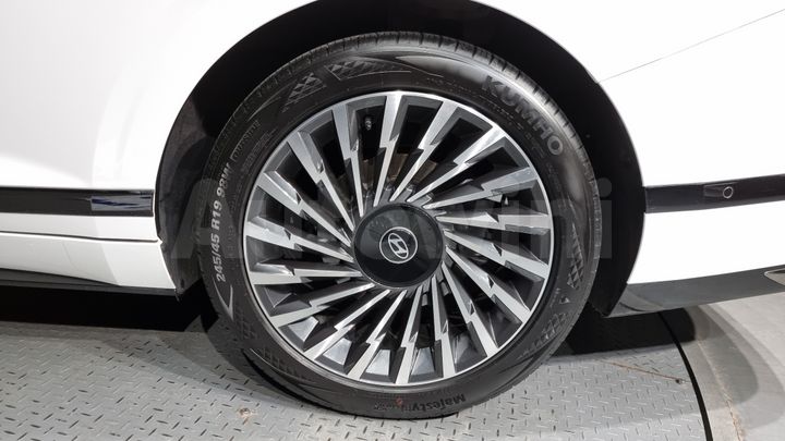 Hyundai Grandeur 2023 — 5