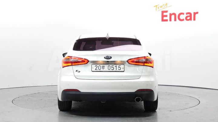 Kia K3 2015 — 4