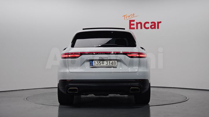 Porsche Cayenne 2021 — 4