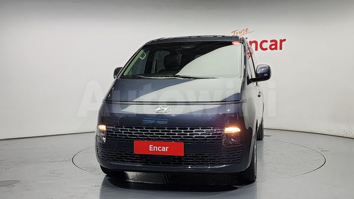 Hyundai Staria 2023 — 3