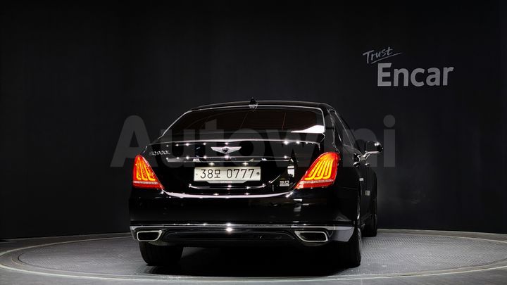 Genesis EQ900 2016 — 4