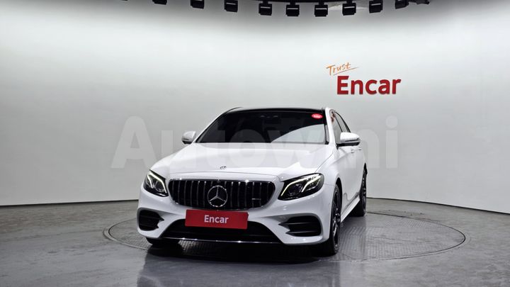 Mercedes Benz E Class 2020 — 3
