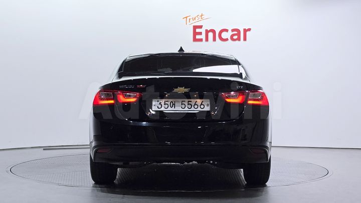 Chevrolet Malibu 2018 — 4