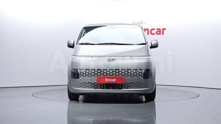 Hyundai Staria 2022 — 3