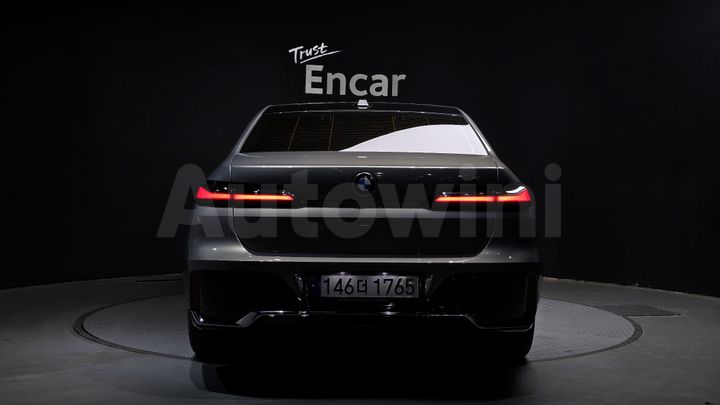 BMW 7 Series 2023 — 4
