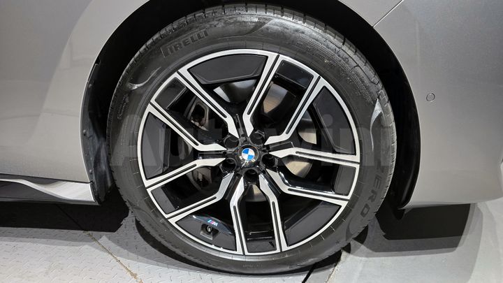 BMW 7 Series 2023 — 5
