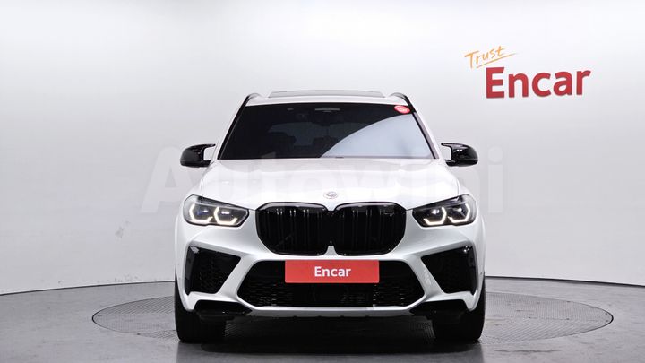 BMW X5M 2023 — 3