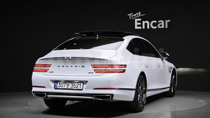 Genesis G80 2022 — 2
