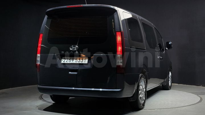 Hyundai Staria 2022 — 2