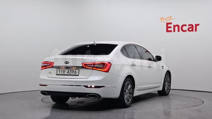 Kia K7 2015 — 2
