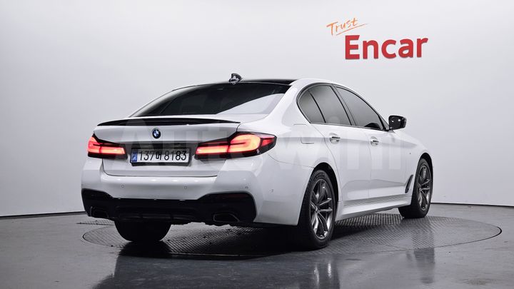 BMW 5 Series 2018 — 2