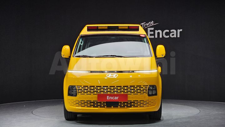 Hyundai Staria 2025 — 3
