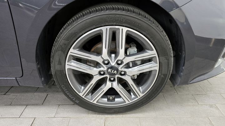 Kia K3 2020 — 5
