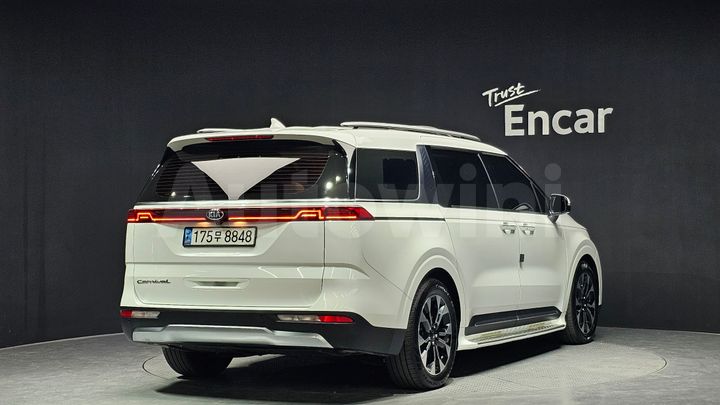 Kia Carnival 2021 — 2