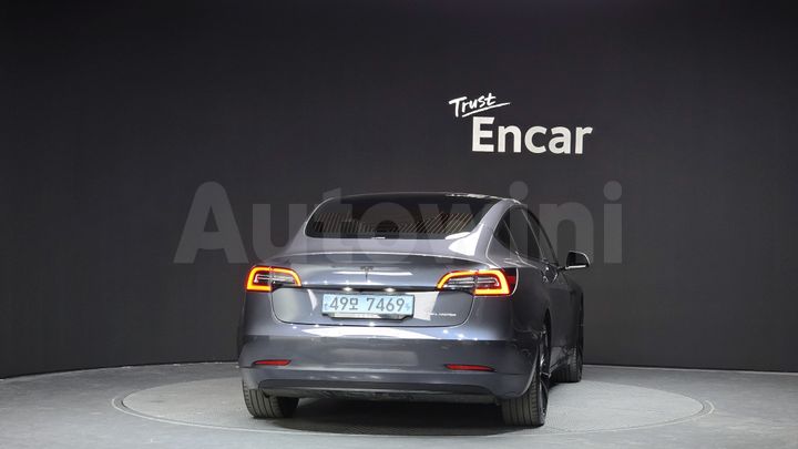 Tesla Model 3 2020 — 4