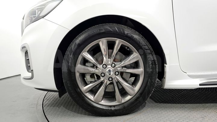 Kia Carnival 2019 — 5
