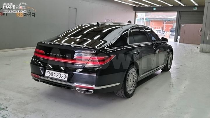 Genesis G90 2020 — 2