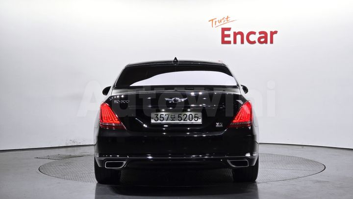 Genesis EQ900 2018 — 4