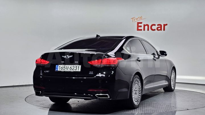Genesis G80 2017 — 2