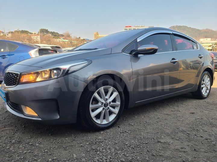 Kia K3 2016 — 2