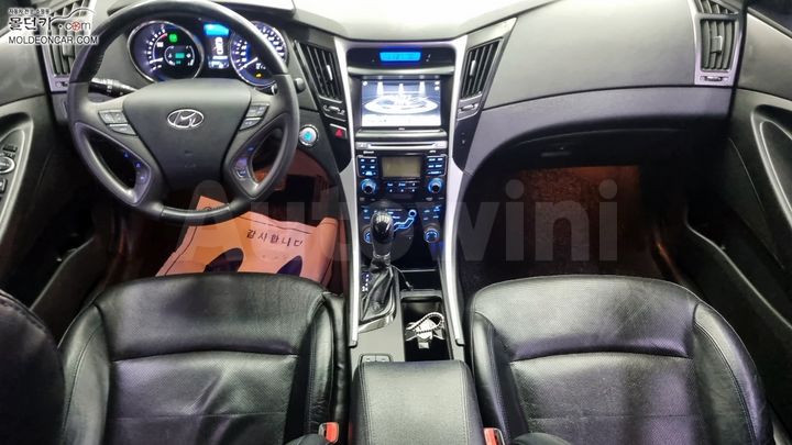 Hyundai Sonata 2011 — 5