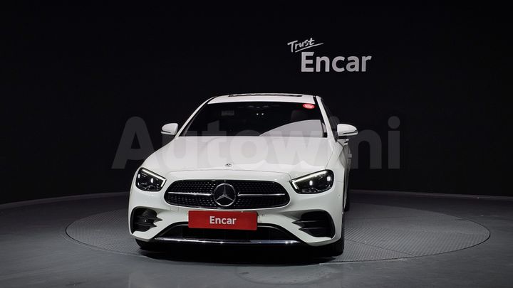 Mercedes-Benz E Class 2023 — 3