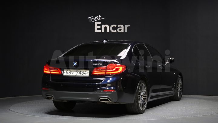 BMW 5 Series 2017 — 2