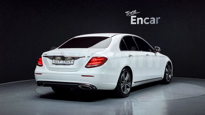 Mercedes Benz E Class 2019 — 2