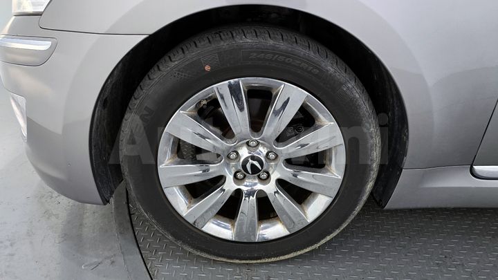 Hyundai Equus 2010 — 5