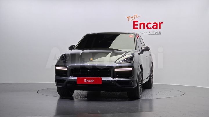 Porsche Cayenne 2022 — 3