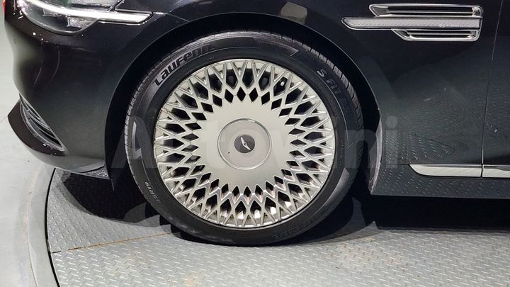 Genesis G90 2019 — 5