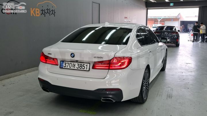 BMW 5 Series 2017 — 2