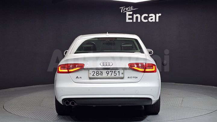 Audi A4 2013 — 4