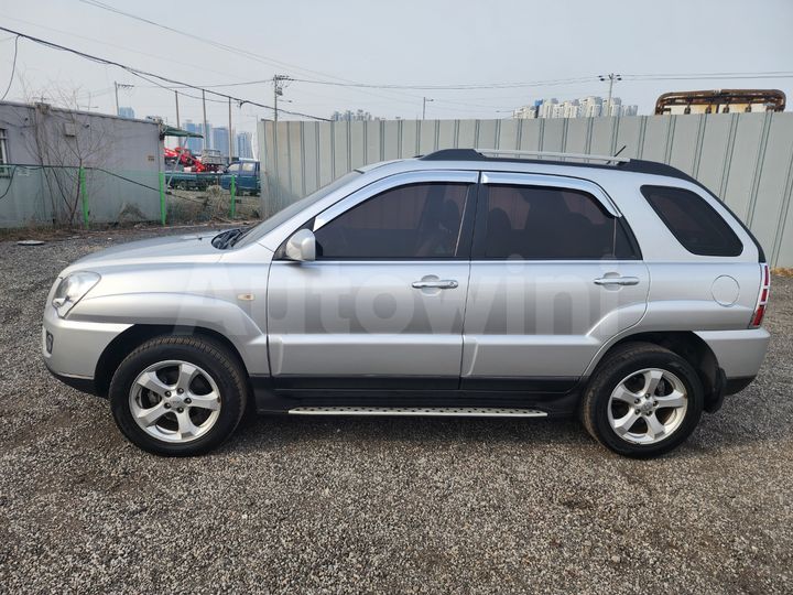 Kia Sportage 2010 — 2