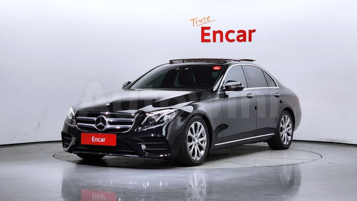 Mercedes-Benz E Class 2017 — 3