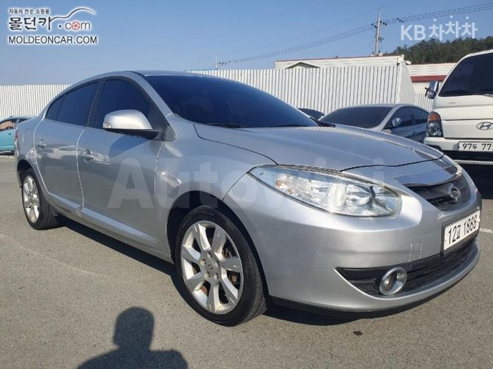 Renault SM3 2011 — 3
