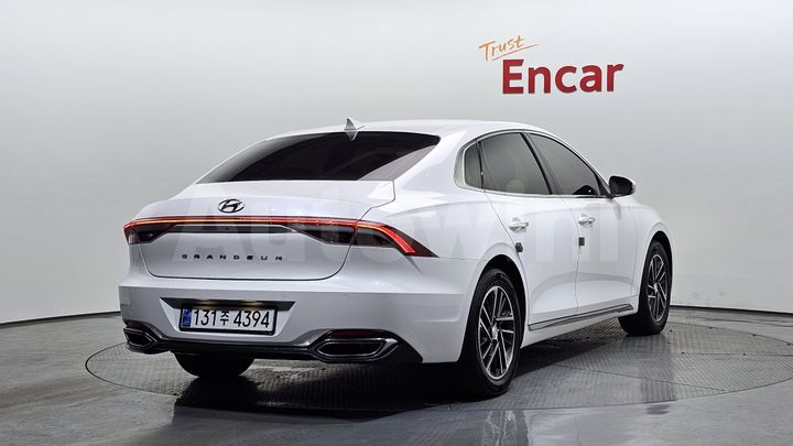 Hyundai Grandeur 2022 — 2