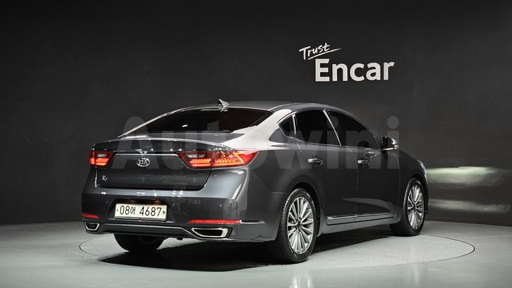Kia K7 2019 — 2
