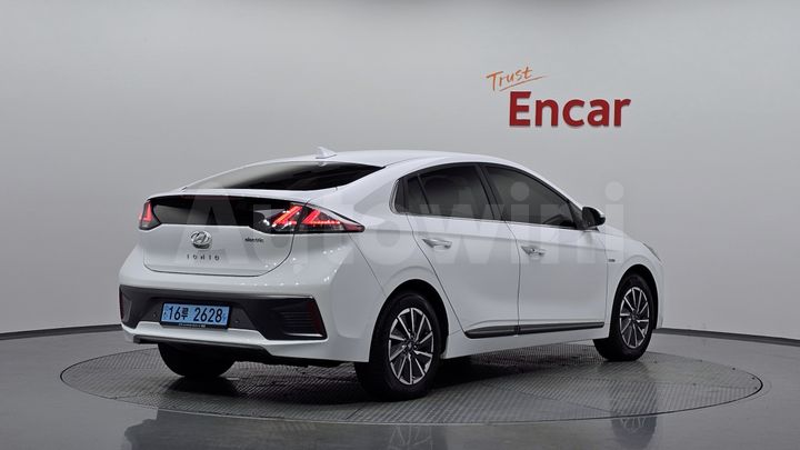 Hyundai Ioniq 2020 — 2