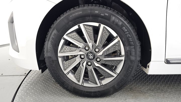Hyundai Ioniq 2020 — 5