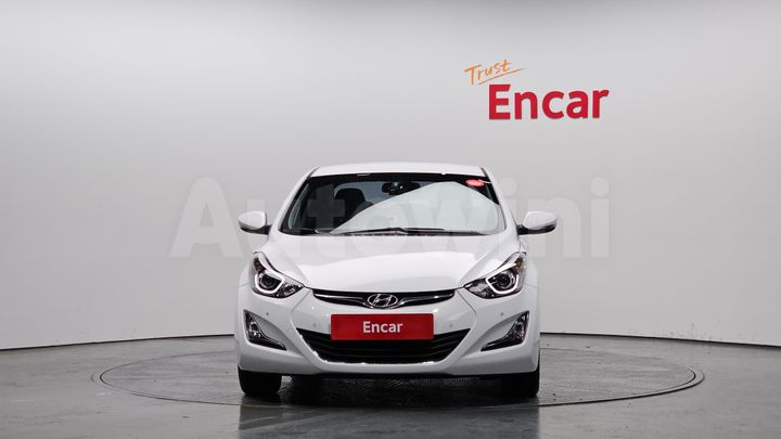 Hyundai Avante 2015 — 3