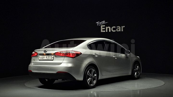 Kia K3 2014 — 3