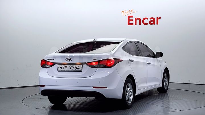 Hyundai Avante 2016 — 2