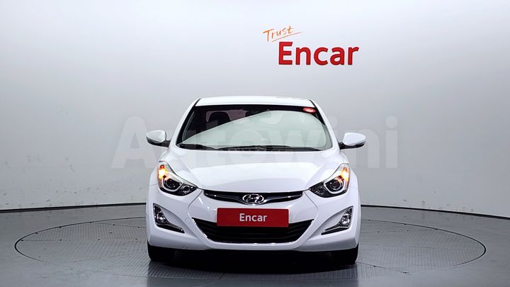 Hyundai Avante 2016 — 3